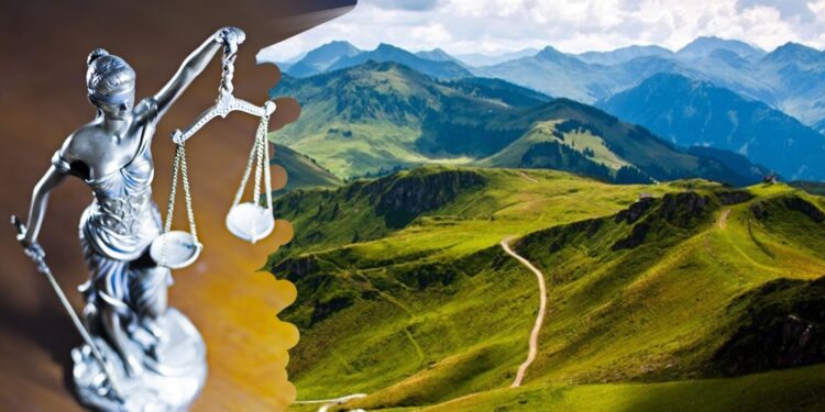 Судитимуть двох закарпатців за схему із землею на Драгобраті