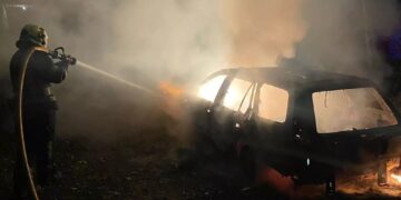 У Буштині на Тячівщині згорів Fiat (ФОТО)