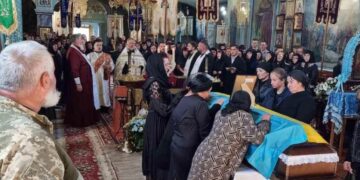 У Горондівській громаді попрощалися з полеглим захисником Василем Мотакою (ФОТО)