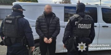 У Мукачеві затримали злочинну групу, що торгувала наркотиками й переправляла чоловіків за кордон (ФОТО)