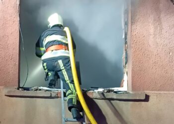 У Мукачеві згоріла двокімнатна квартира (ФОТО)