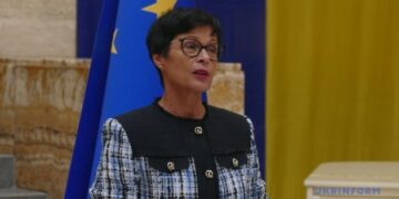 Україна виконала своє “домашнє завдання” щодо нацменшин – єврокомісарка