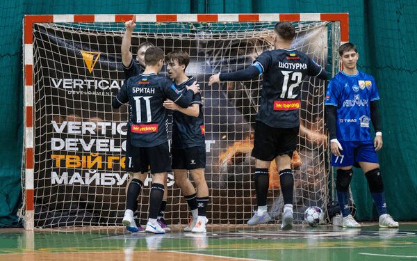 “Ураган” – “Кардинал-Авангард” – 7:1 – Спорт