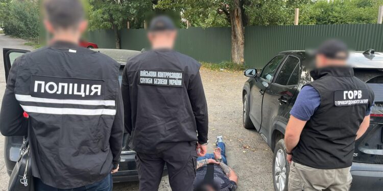 Ужгородця затримали за організацію нелегального перетину кордону (ФОТО)