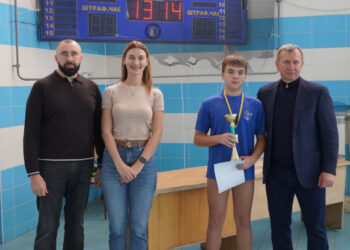 В Ужгороді відбувся відкритий чемпіонат міста з водного поло серед юнаків та дівчат