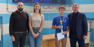 В Ужгороді відбувся відкритий чемпіонат міста з водного поло серед юнаків та дівчат 