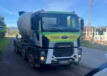 Водій бетонозмішувача на Закарпатті заплатить 17 тис. грн штрафу (ФОТО)