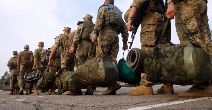 Єпископа «Свідків Єгови» на Закарпатті засудили до 3 років в’язниці за відмову від мобілізації –