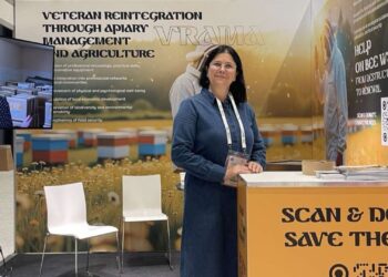 Закарпатка представила Україну на Всесвітньому конгресі бджолярів у Данії (ФОТО)