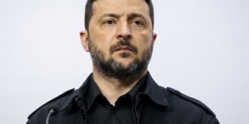 Зеленський відповів на петицію про створення військової адміністрації в Одесі після смертельної негоди