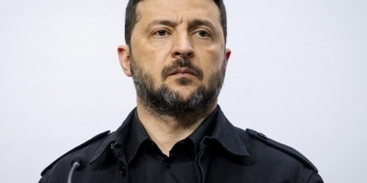 Зеленський відповів на петицію про створення військової адміністрації в Одесі після смертельної негоди