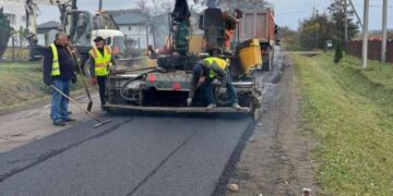 На дорозі Ужгород — Ярок розгорнули ремонтні роботи — Закарпаття