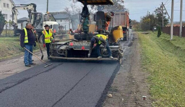 На дорозі Ужгород — Ярок розгорнули ремонтні роботи — Закарпаття