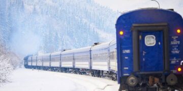 Укрзалізниця оновлює графік руху потягів із 14 грудня: як доїхати до Закарпаття — Закарпаття