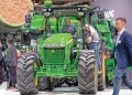 Електричний трактор John Deere готують до тестів у Європі – Техніка