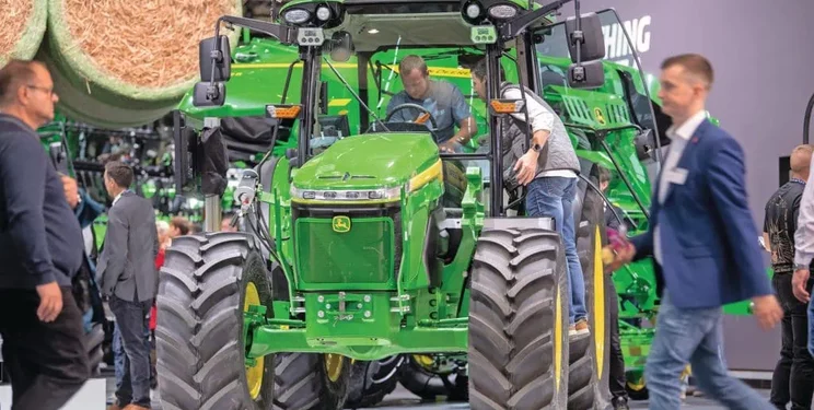 Електричний трактор John Deere готують до тестів у Європі – Техніка