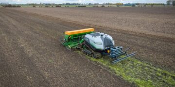 Agxeed представила потужнішого робота AgBot T2 7 для великих господарств – Техніка