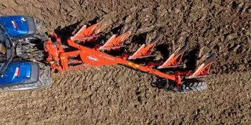 Kuhn представив плуг Master M із новою трубчастою рамою 130×130 мм – Техніка