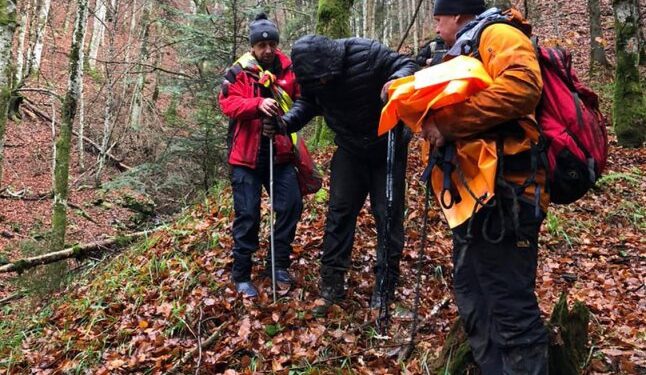 На Закарпатті врятували туриста, який чотири доби блукав у горах — Закарпаття