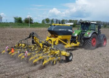 Strip-till показав найкращий результат на демонстрації в Полтаві – Техніка