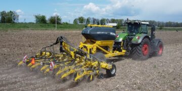 Strip-till показав найкращий результат на демонстрації в Полтаві – Техніка