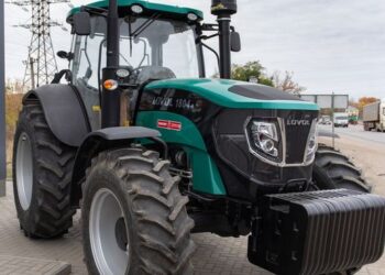 В Україні представили новий 180-сильний трактор LOVOL для важких робіт – Техніка