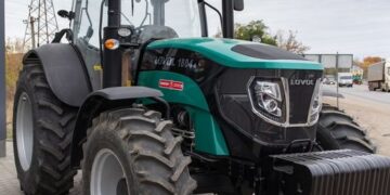 В Україні представили новий 180-сильний трактор LOVOL для важких робіт – Техніка
