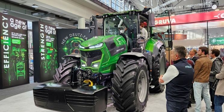 Deutz-Fahr показав нову, 8-му серію тракторів із двигуном FPT – Техніка