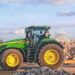 John Deere готує новий потужний трактор 8R: з’явився прототип – Техніка