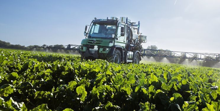 Mercedes-Benz покаже всюдихід і трошки трактор Unimog – Техніка