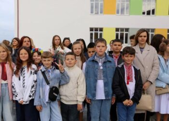 Економіка: Біля Львова відкрили збудовану за кредитні кошти школу