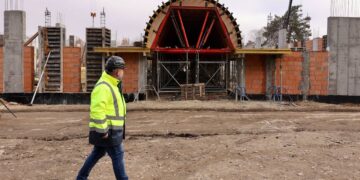 Економіка: Львівський крематорій. Уже зведено 70% стін, а наприкінці місяця прибудуть дві печі з Іспанії