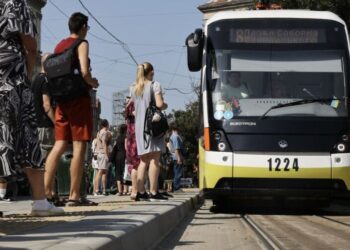 Економіка: Шість днів ремонтуватимуть аварійну ділянку колії на площі Соборній