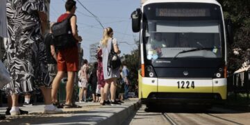 Економіка: Шість днів ремонтуватимуть аварійну ділянку колії на площі Соборній