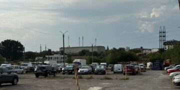 Економіка: У Сихові збудують багаторівневий паркінг на площі майже 1 гектар