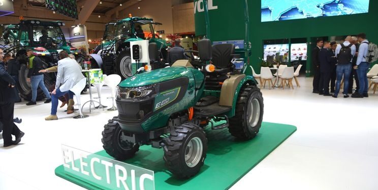 Lovol показав електричний трактор потужністю 27 кВт·год. – Техніка