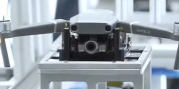 Імовірна розтрата 90 млн грн на закупівлі дронів. НАБУ повідомило про підозри працівників Держзв’язку