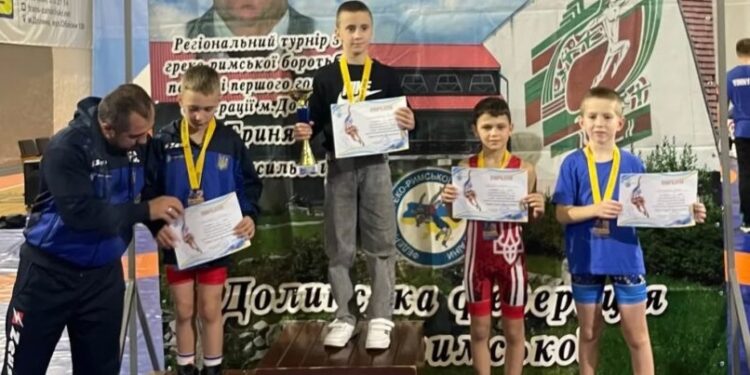 Юні борці Закарпаття вибороли 7 медалей на всеукраїнському турнірі (ФОТО)