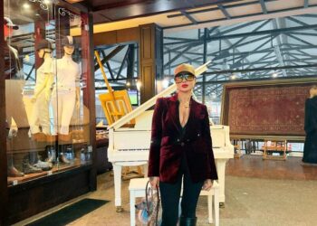 Картина “Похорон Путіна” і пропозиція інтиму від олігарха Фрідмана. Інтерв’ю Бацман із Третьяк. Відео