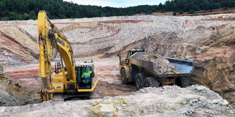 Компанія Ахметова виграла аукціон на користування ділянкою глини Ірлявська на Закарпатті