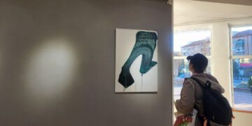 “Міждисциплінарний” художник Ряска представив в Ужгороді “Конституцію перформансу” (ФОТО, ВІДЕО)