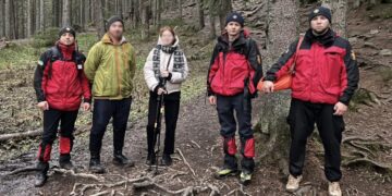 На Говерлі травмувалася 15-річна туристка з Вінниці (ФОТО)