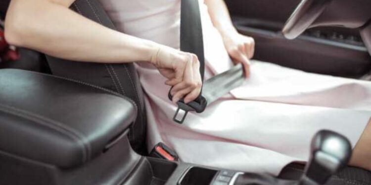 На Закарпатті патрульні за місяць винесли 66 постанов за їзду без ременів безпеки