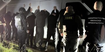 На Закарпатті переправники облаштували «власний» пункт пропуску біля КПП «Вилок» (ФОТО)