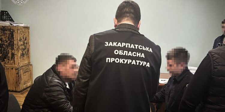 На Закарпатті викрили багатомільйонні махінації під час будівництва спорткомплексу (ФОТО)