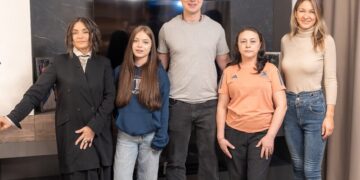 “Новий дім – нові можливості”. Яна Степаненко отримала квартиру від Ріната Ахметова