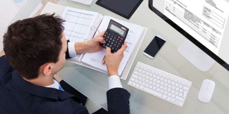 Новини України: Чому бухгалтерів не будуть сертифікувати