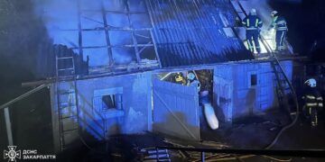 Собака врятував господарство від нічної пожежі у Верхній Визниці (ФОТО)