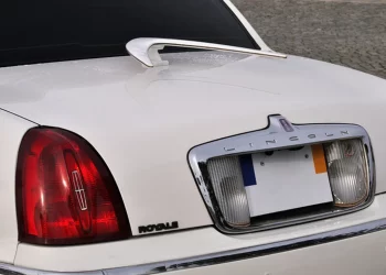 Таємниця «бумеранга» на лімузині: що це насправді? – Автоновини