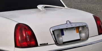 Таємниця «бумеранга» на лімузині: що це насправді? – Автоновини